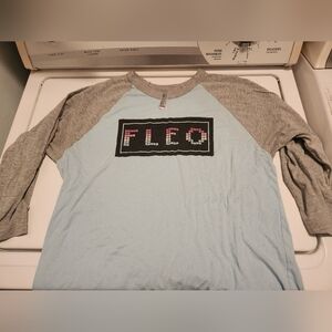 Medium Fleo baseball tee